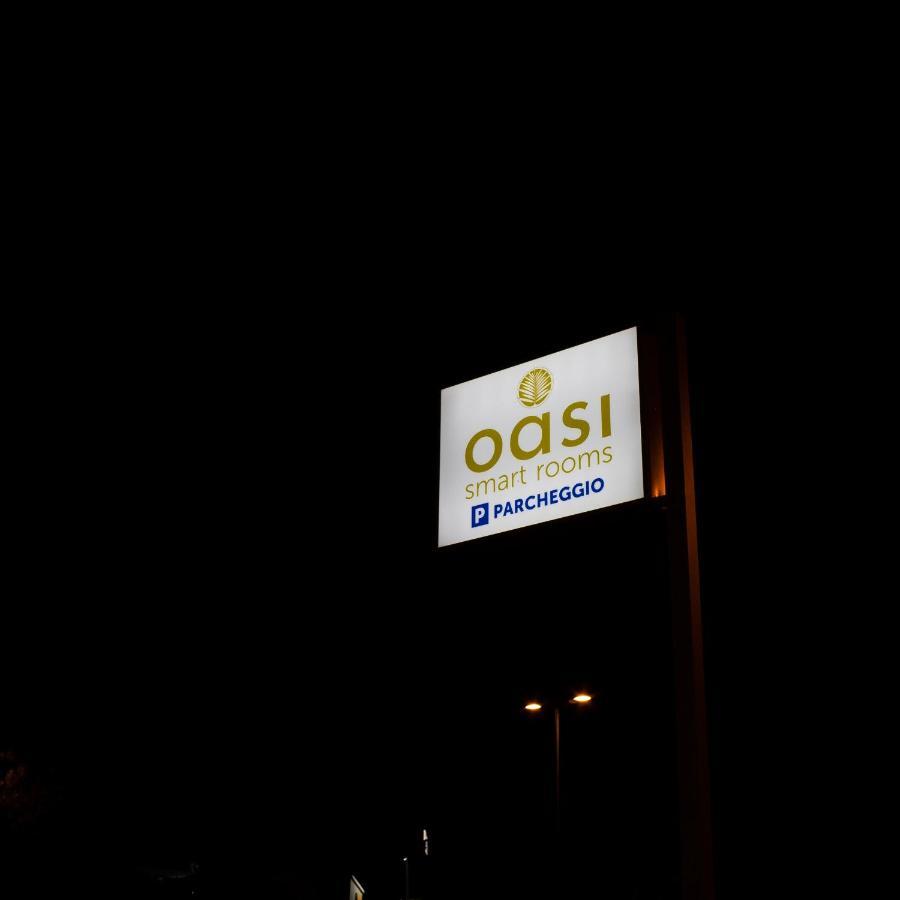 Oasi Smart Rooms Caltanissetta Buitenkant foto